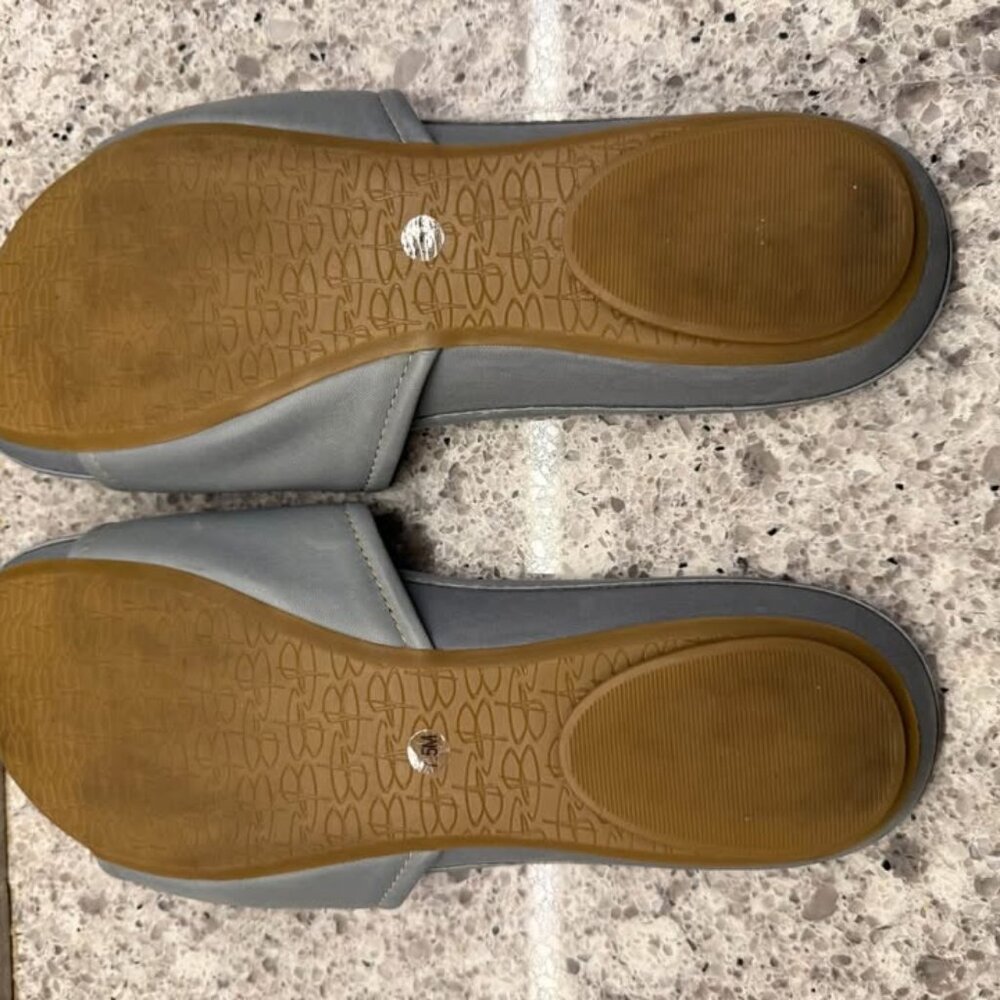 Women’s B. Makowsky Dusty Blue Soft Leather Slip On Shoes-Size 7.5M - Picture 8 of 9